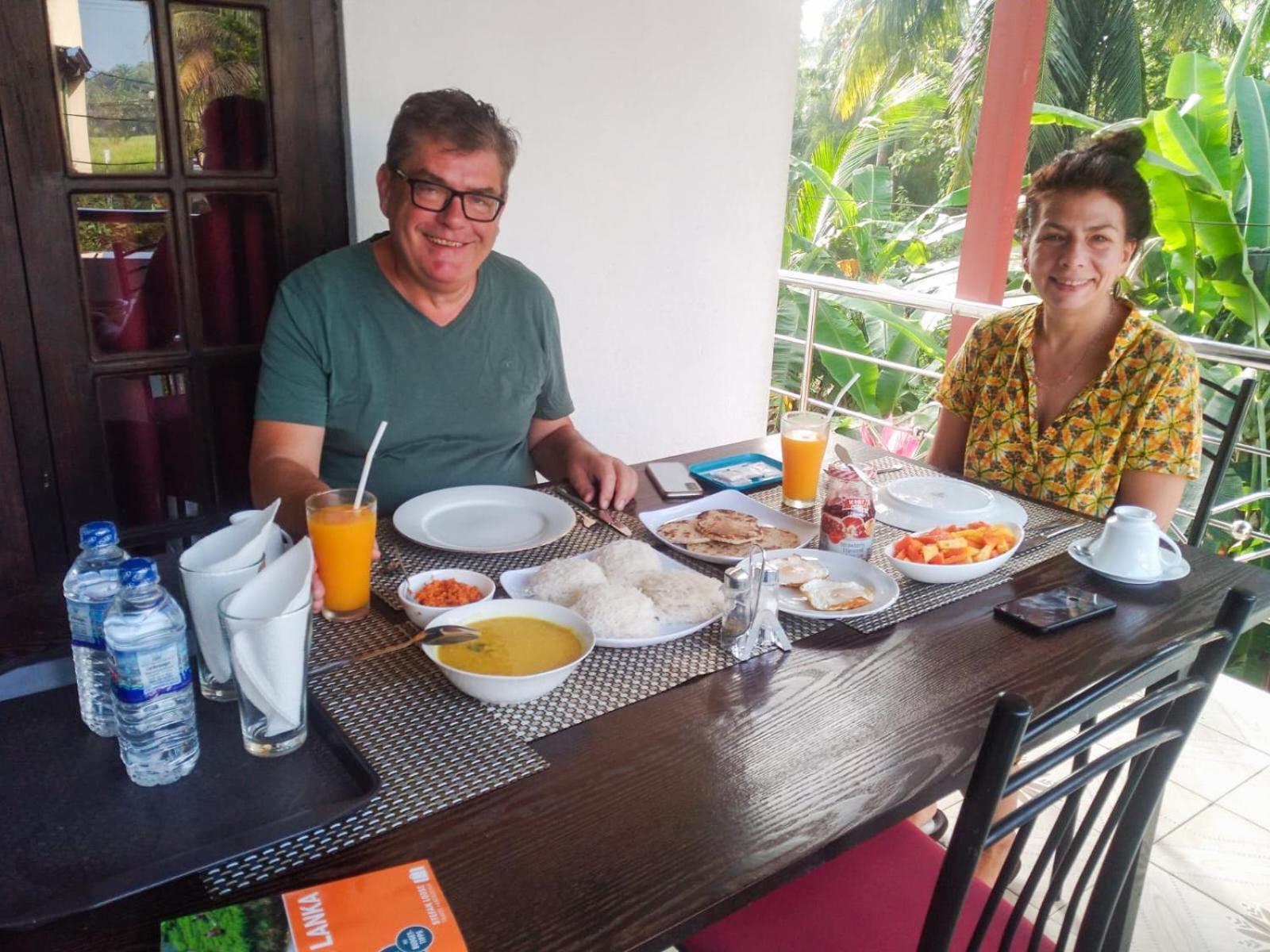 Myr-O Homestay Kombichankulama Kültér fotó